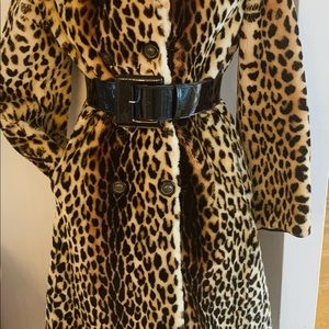 High end Vintage Leopard coat 🐆